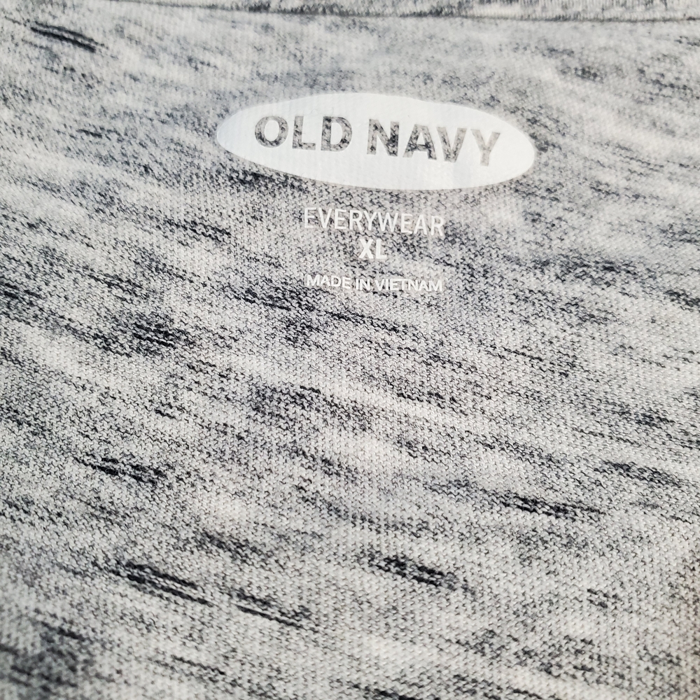 Old Navy Heather Gray Tee with Black Accents - Picture 5 of 8